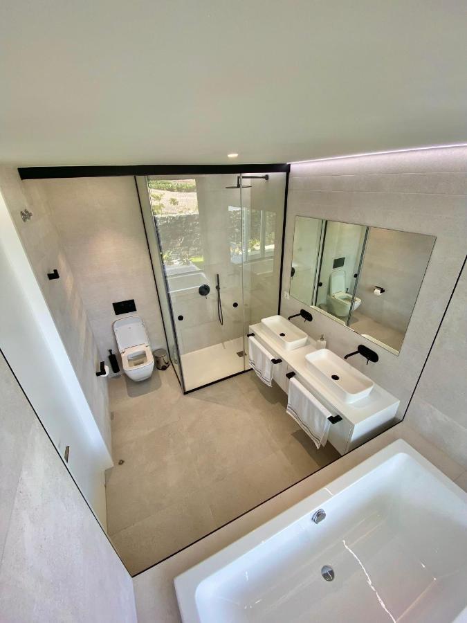 Rocavista - Villa With Heated Rooftop Pool And Amazing Ocean View Costa Adeje  Luaran gambar
